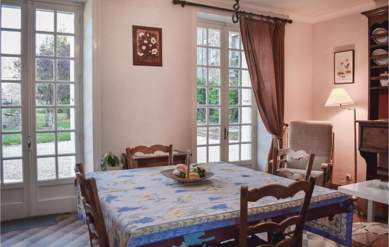 Cozy Home In Plancoet With Wifi Bagian luar foto