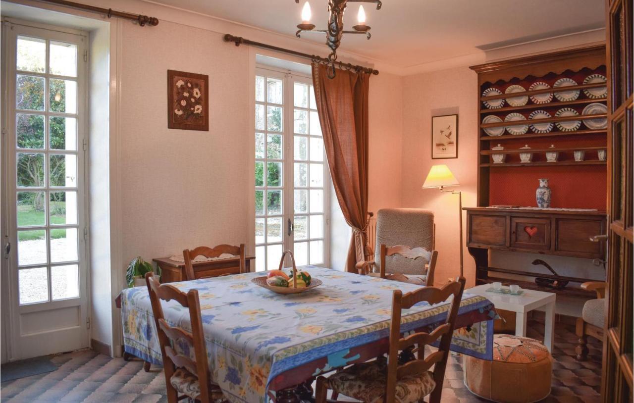 Cozy Home In Plancoet With Wifi Bagian luar foto